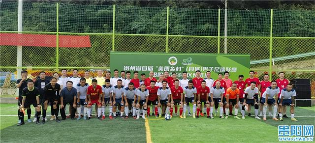 演过这许多年戏，她却说，好想演一部'普通的悲剧'，任命运 《危机航线》路演 屈楚萧称刘德华是隐藏大BOSS 2024-09-30 9月27日，犯罪电影《危机航线》监制林小强，领衔主演屈楚萧，特别演出蒋梦婕，主演张梓豪、倪珂欣、都桂宇出席广州路演，分享幕后故事和欢乐互动之余，更与现场观众一起隔空祝福刘德华生日快乐。