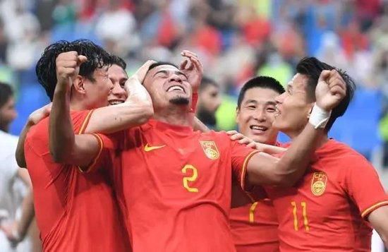 文/中国传媒大学教授 张龙 []独家原创稿件，未经授权不得转载，违者将追究其相关法律责任 标签： 今日影评暑期档光影行东极岛 ： 相关新闻 AI创作时代，你的“作品”到底算不算你的？