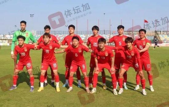 CCTV6 VIP影院 全部 电影 电视剧 影人 视频 图片 新闻 更新时间 所有 1小时内 今日内 1周内 1个月内 从资讯频道搜索 结果 216905 条 长春市:从电影摇篮到产业高地 大力发展“电影+” 2026-04-24 《中国电影报道》独家策划推出《全国电影工作会议访谈录》系列节目，主持人蓝羽对话全国重点电影省市区电影主管部门负责人、重点影企负责人，聚焦全国电影工作“一盘棋”的生动局面，展现各地在推动电影高质量发展 华夏电影：推进重点新片，全产业链协同发力 2026-04-28 《中国电影报道》独家策划推出《全国电影工作会议访谈录》系列节目，主持人蓝羽对话全国重点电影省市区电影主管部门负责人、重点影企负责人，聚焦全国电影工作“一盘棋”的生动局面，展现各地在推动电影高质量发展 上海市：聚力《密档》等新片，在创作中守住初心 2026-04-25 《中国电影报道》独家策划推出《全国电影工作会议访谈录》系列节目，主持人蓝羽对话全国重点电影省市区电影主管部门负责人、重点影企负责人，聚焦全国电影工作“一盘棋”的生动局面，展现各地在推动电影高质量发展 中影：建军百年军事科幻，打造时代标志性影片 2026-04-27 开局启新程，奋进春光里。