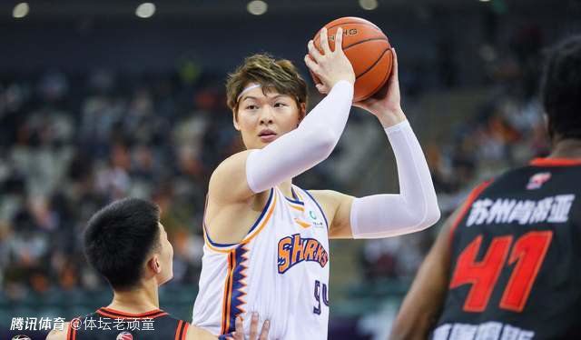 CCTV6 VIP影院 搜索 电影 星闻 独家 更多 专题 图片 视频 滚动 首页 新闻 大片 影库 CCTV6 VIP影院 客户端 电影网>新闻>原创深度策划 《地上的云朵》上映，它让你看到不一样的新疆！