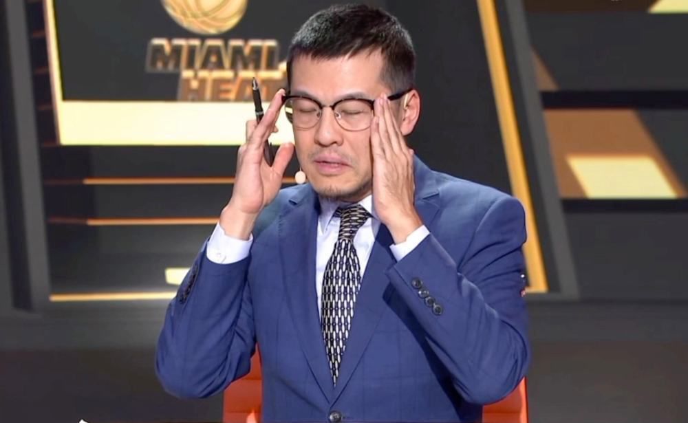 孟子义、许凯、吴宣仪、吴谨言、曾舜晞等也纷纷晒出雪中露脸照，还有导演郭敬明晒《大梦归离》花絮，侯明昊、赵远舟、程潇、陈都灵、田嘉瑞等雪中跳舞，集体打雪 上一页12345...99下一页 | | | | | | 电影频道节目中心官方网站CCTV6 VIP影院 全部 电影 电视剧 影人 视频 图片 新闻 更新时间 所有 1小时内 今日内 1周内 1个月内 从资讯频道搜索 结果 132397 条 孟子义最新写真大片曝光 白色背心搭配机车造型 2022-09-23 9月23日，孟子义最新写真大片曝光，身穿千鸟格皮衣外套飒爽帅气，搭配黑超墨镜及烫金配饰气场全开，一头长发飘逸随性，举手投足间尽显时尚张力。