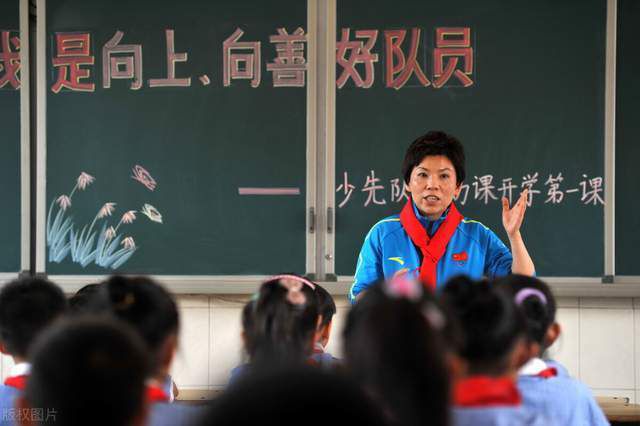 周票房：暑期档开门红 《人生大事》首周末破2亿 2022-06-27 随着暑期档来临，影市热度也日趋攀升。
