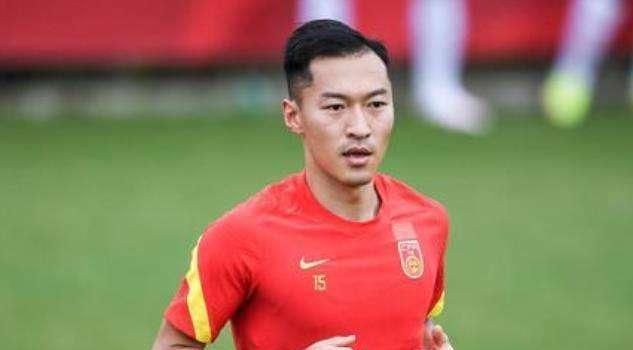 面对网络上大量的负面评价，导演滕华涛发布微博透露让投资人赔了钱，“作为导演，我有着不可推卸的责任。