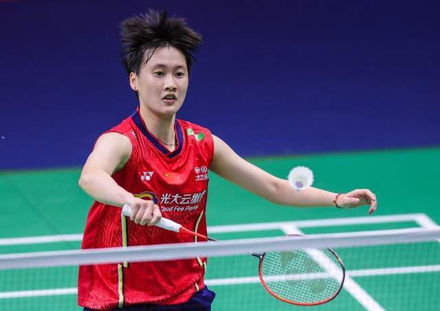 首尔电视剧大赏李大仁程又青合体 张翰黑衣亮相 2015-09-10 9月10日，首尔电视剧大赏举行。