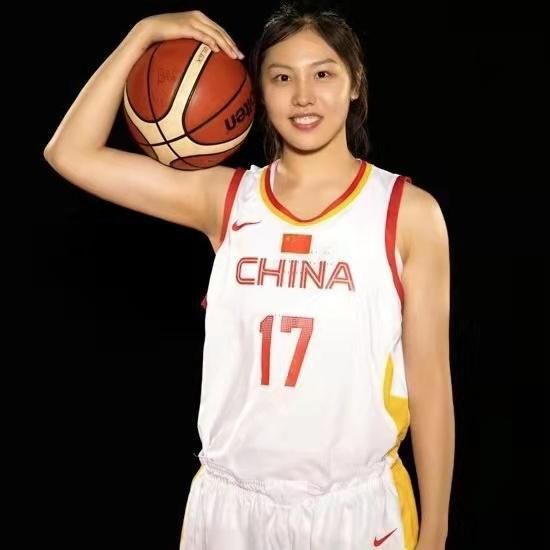 他指出，从“光幕计划”中涌现出的蓬勃力量可以看到，中国电影的表演事业并非后继乏人，而是呈现出承前启后、英才辈出的可喜局面。