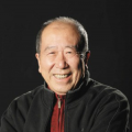 导演马凯则抓住这一热点进行创作。