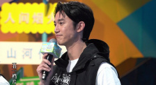 郭采洁今日出席活动神采奕奕，首度回应与男友在巴黎玩得非常充实。